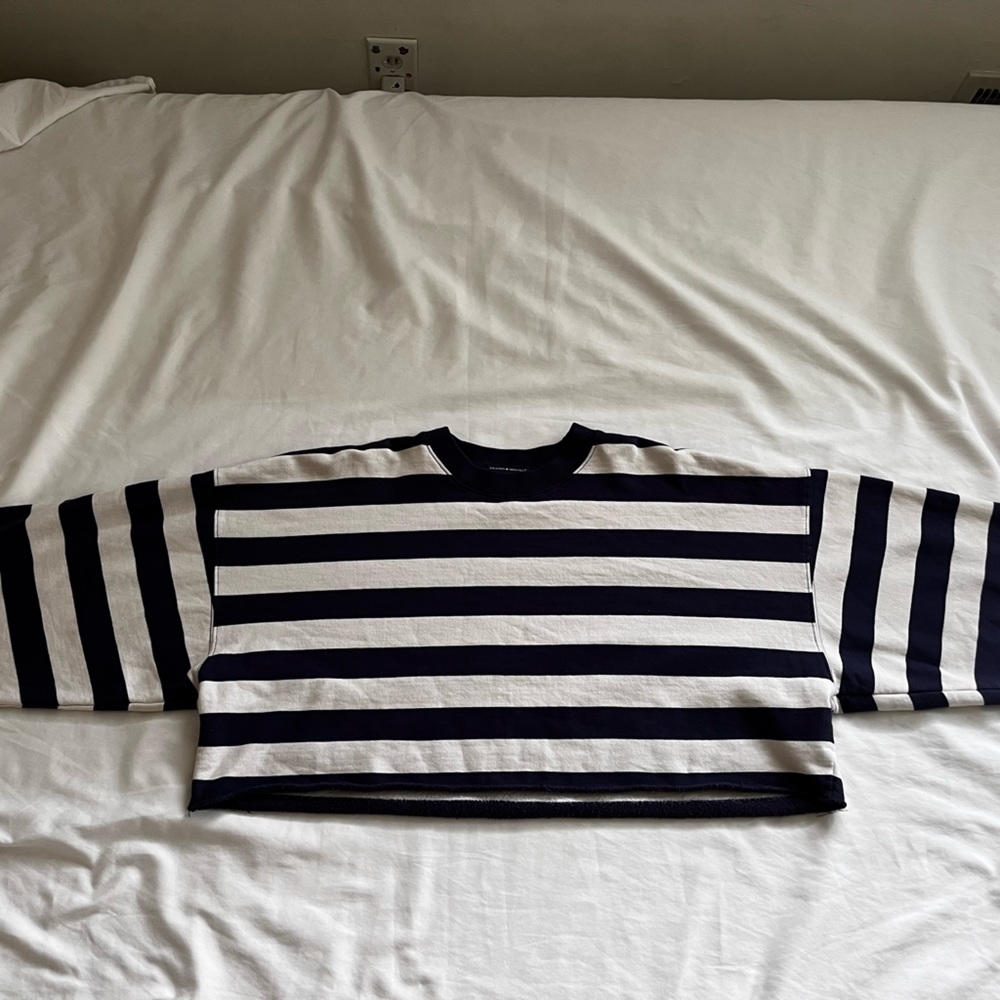 BRANDY MELVILLE CROPPED STRIPED CREWNECK